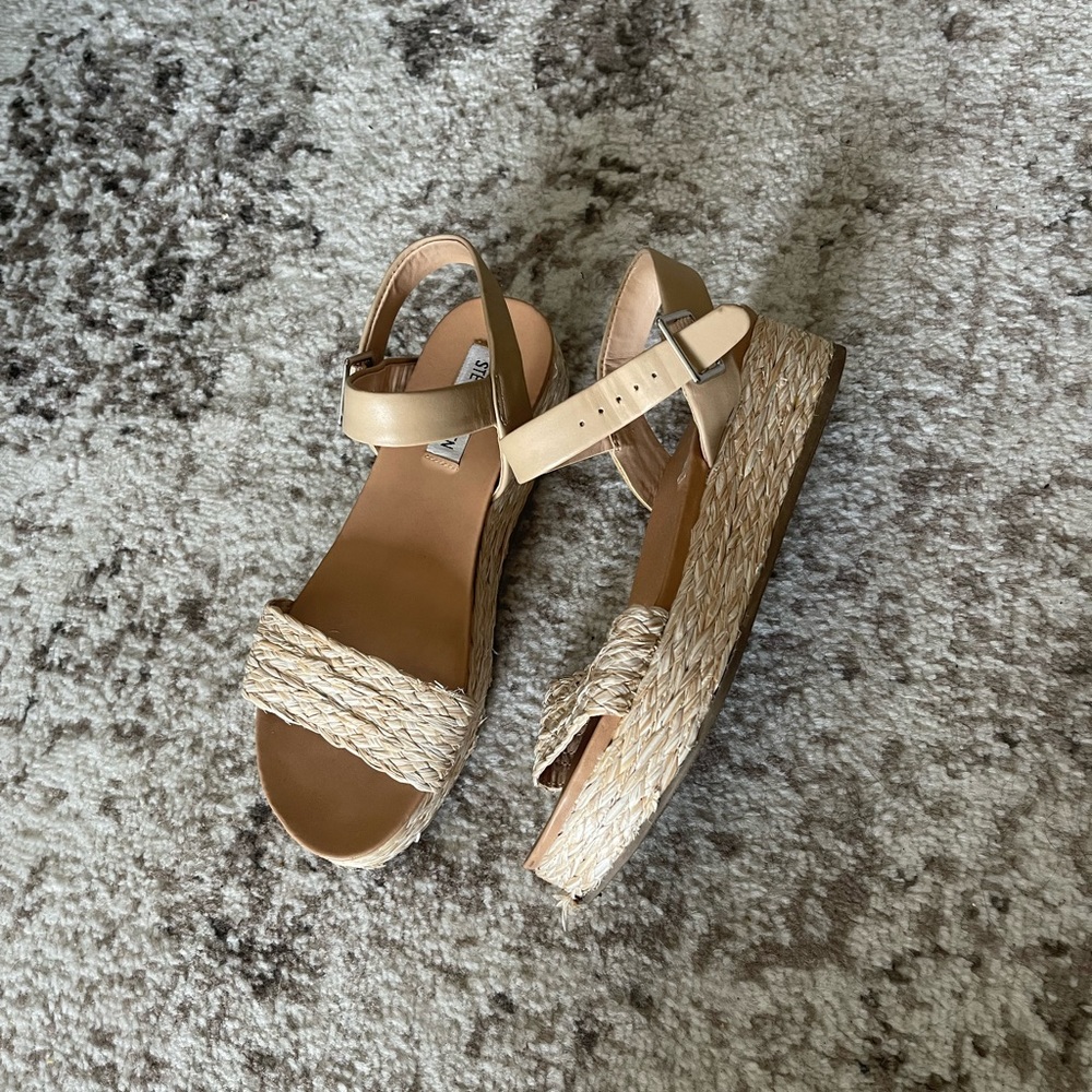 Steve Madden block sandals